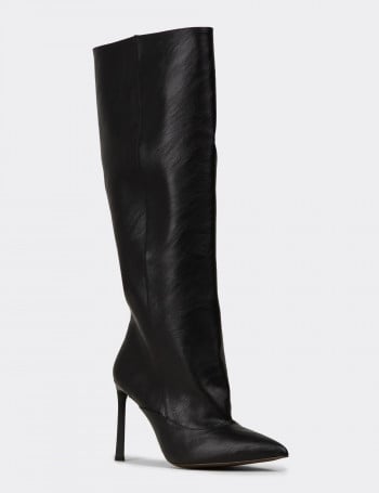 Kadın Siyah İnce Topuklu Çizme