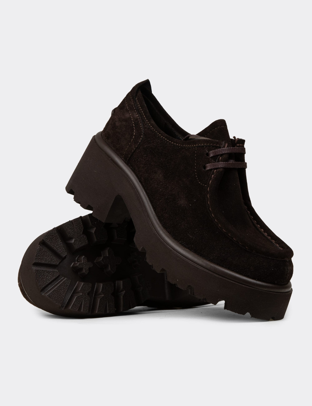 Kadın Hakiki Süet Kahverengi Günlük Ayakkabı - 42411ZKHVC01