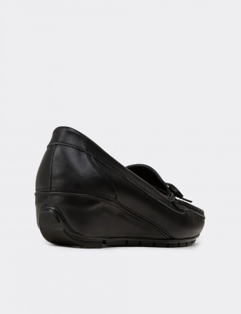 Kadın Hakiki Deri Siyah Dolgu Topuk Ayakkabı - DL201ZSYHC03