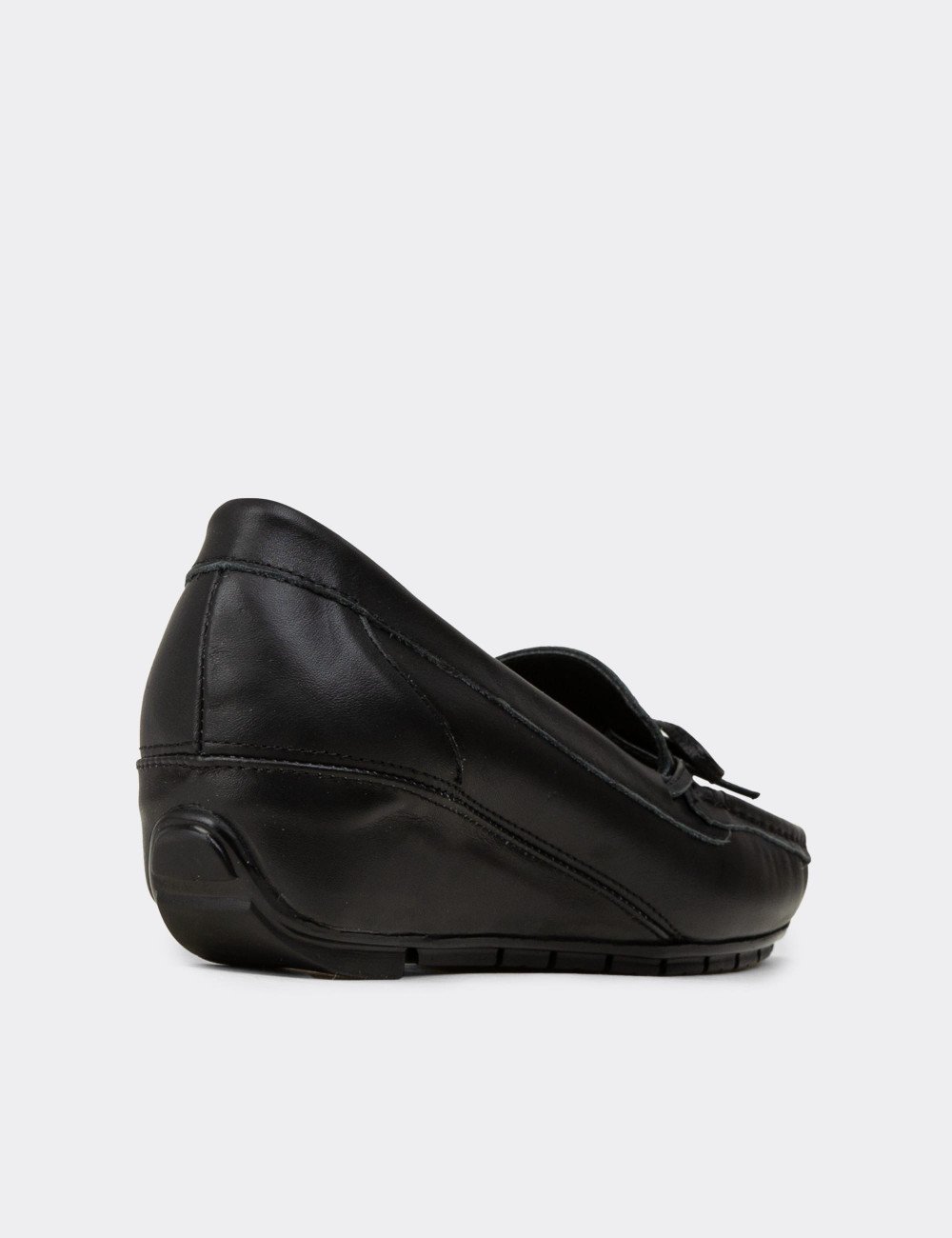 Kadın Hakiki Deri Siyah Dolgu Topuk Ayakkabı - DL201ZSYHC03