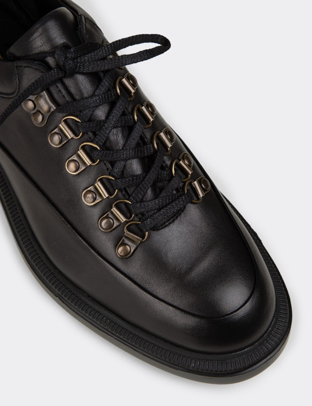 Erkek Hakiki Deri Siyah Günlük Ayakkabı - 02009MSYHE01