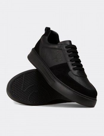 Erkek Hakiki Deri Siyah Sneaker Ayakkabı - 02014MSYHC01