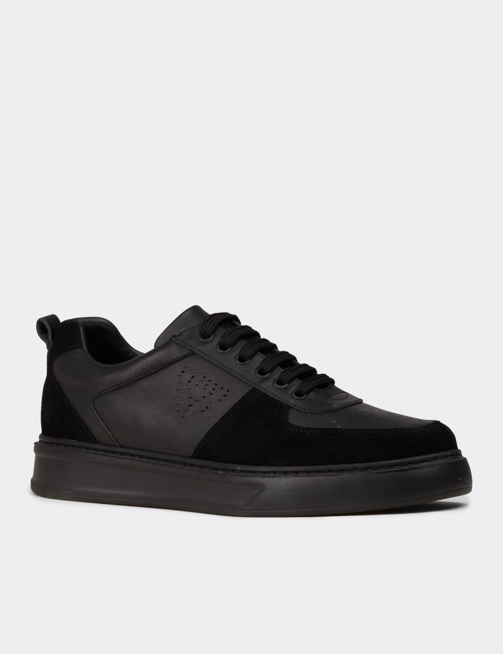 Erkek Hakiki Deri Siyah Sneaker Ayakkabı - 02014MSYHC01
