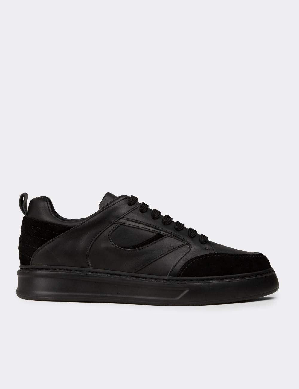 Erkek Hakiki Deri Siyah Sneaker Ayakkabı - 02012MSYHE01