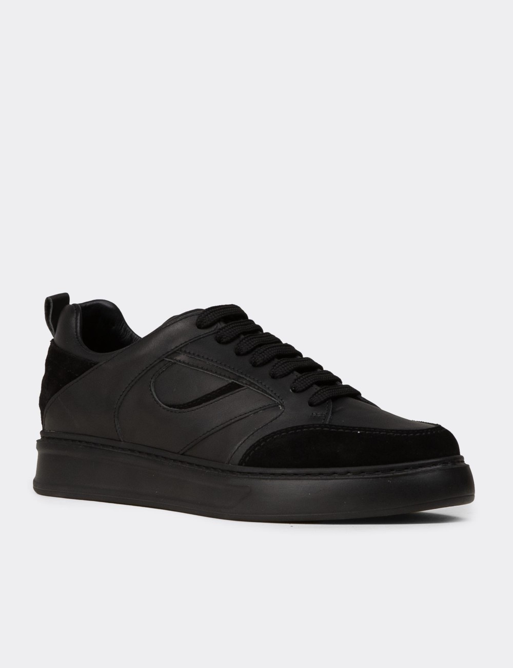 Erkek Hakiki Deri Siyah Sneaker Ayakkabı - 02012MSYHE01