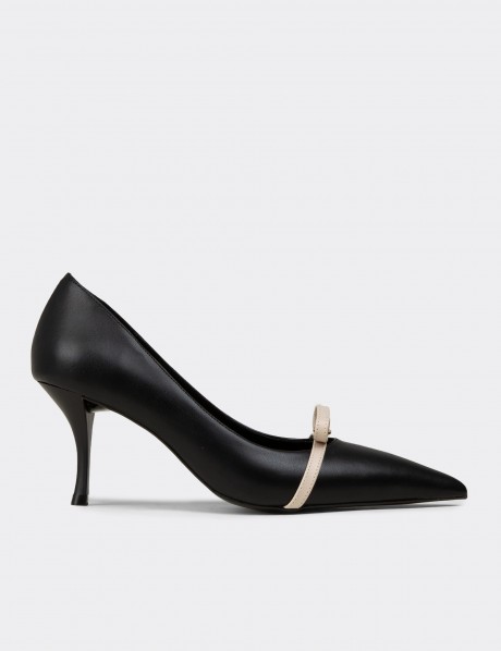 Kadın Fiyonk Detaylı Siyah Stiletto