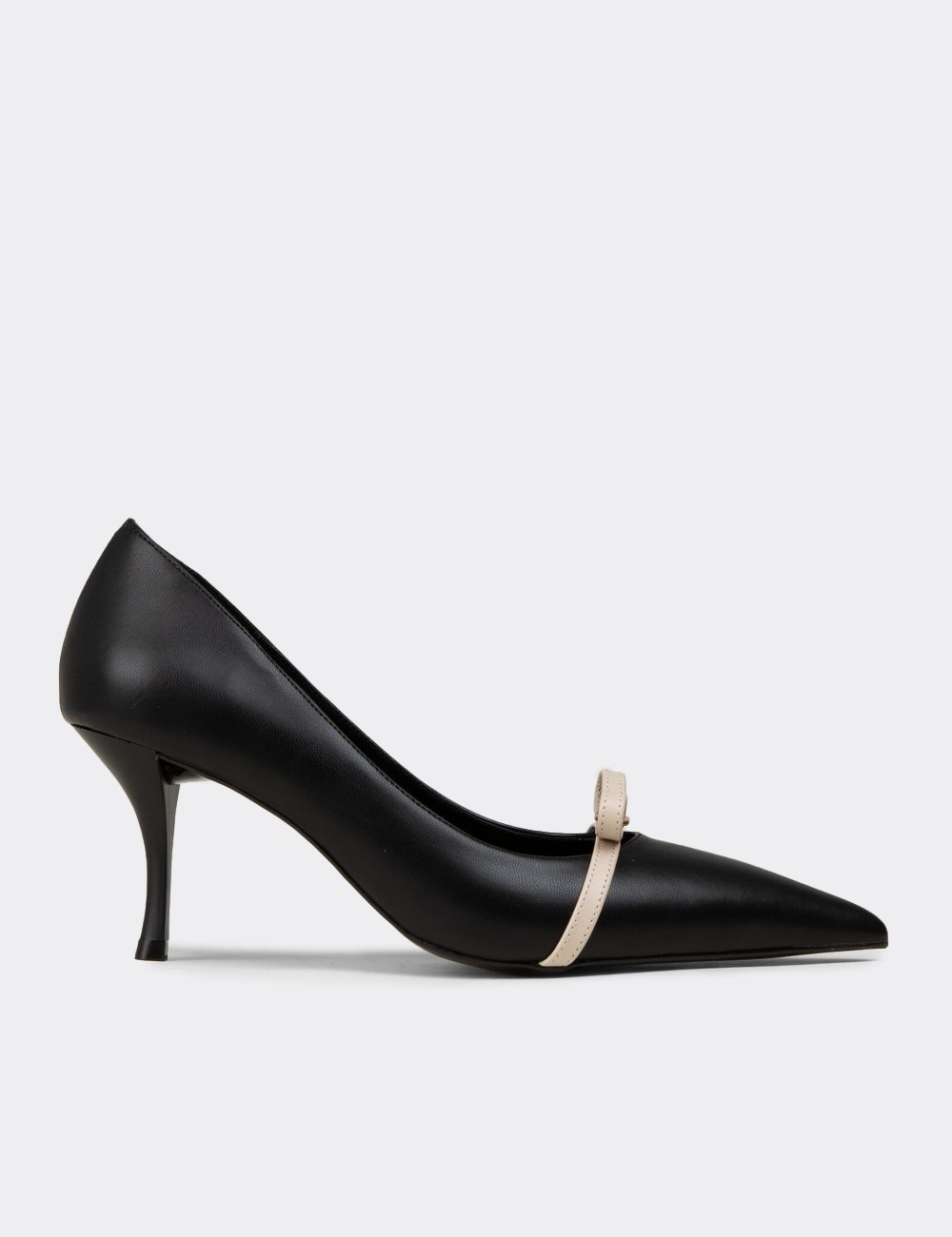 Kadın Fiyonk Detaylı Siyah Stiletto - V4025ZSYHM01