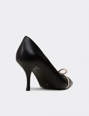 Kadın Fiyonk Detaylı Siyah Stiletto - V4025ZSYHM01