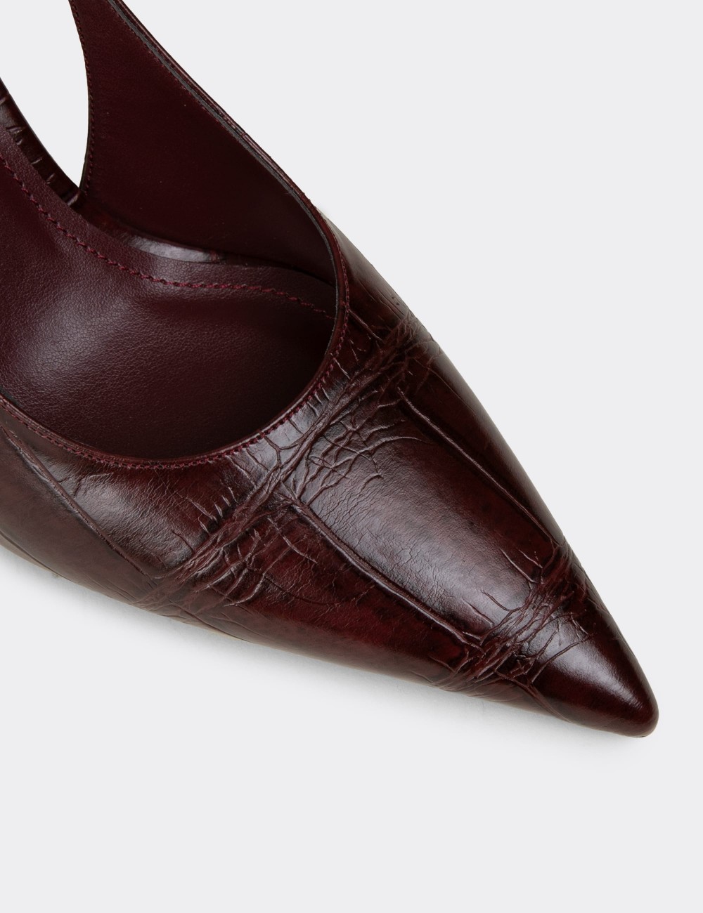 Kadın Bordo Krokodil Desenli Slingback Stiletto - V4035ZBRDM01