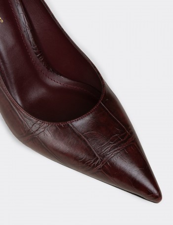 Kadın Bordo Krokodil Desenli Orta Topuklu Stiletto - V4030ZBRDM01