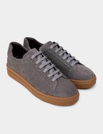 Erkek Gri Hakiki Süet Sneaker Ayakkabı - 02018MGRIC03