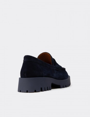 Kadın Hakiki Süet Lacivert Loafer Ayakkabı - 02034ZLCVC01