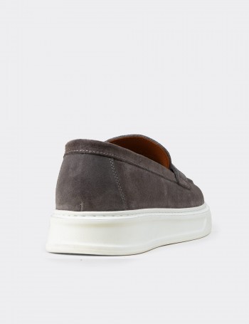 Erkek Hakiki Süet Gri Loafer Ayakkabı - 02043MGRIP01