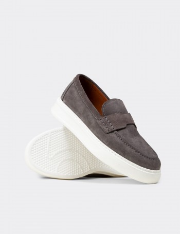 Erkek Hakiki Süet Gri Loafer Ayakkabı - 02043MGRIP01