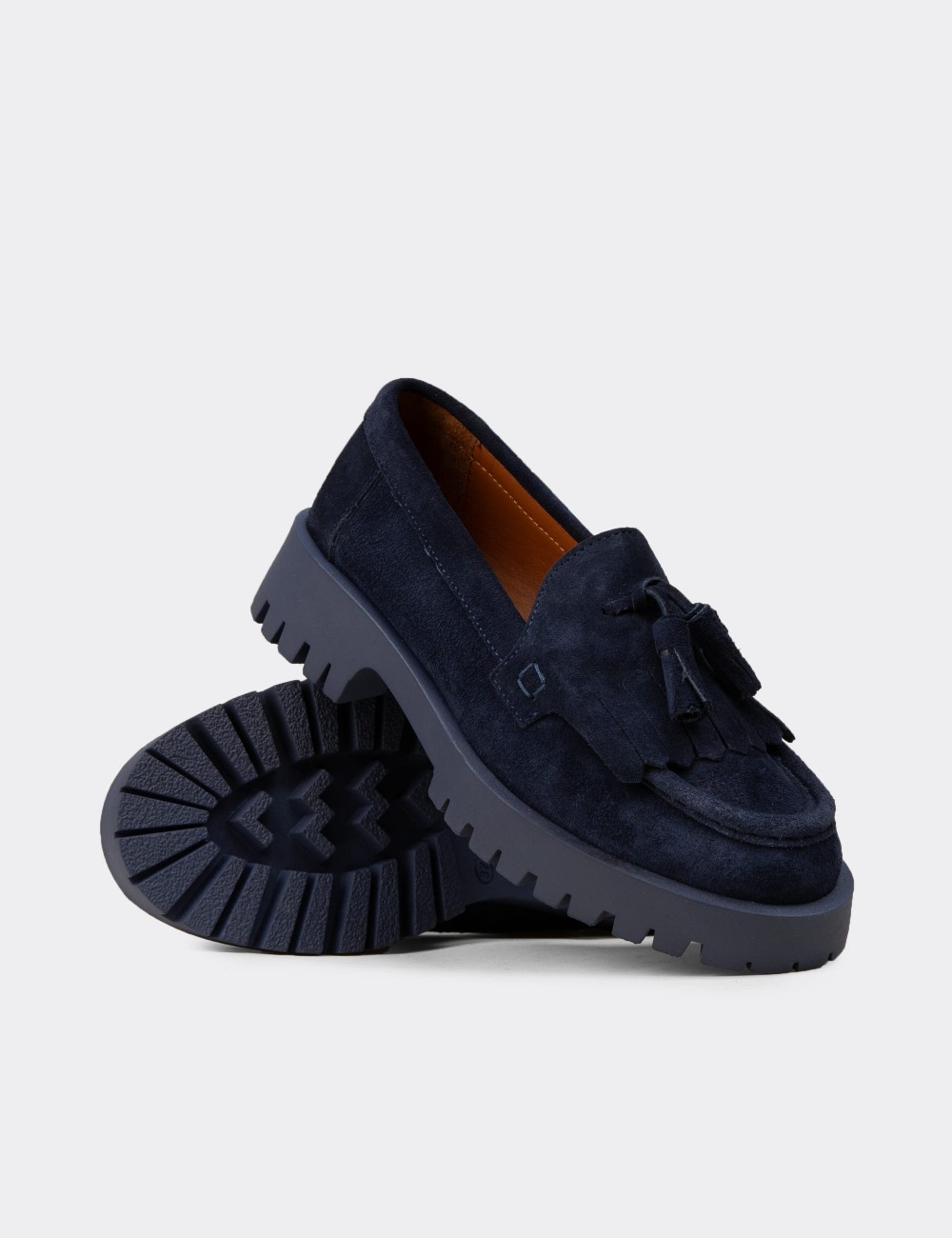 Kadın Hakiki Süet Lacivert Püsküllü Loafer Ayakkabı - 02033ZLCVC01