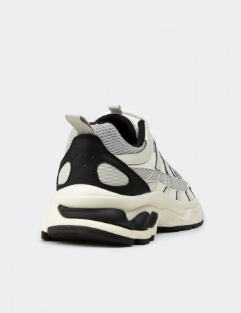 Kadın Beyaz Sneaker Ayakkabı - 26369ZBYZP01
