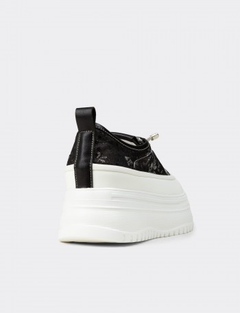 Kadın Siyah Sneaker Ayakkabı - 26316ZSYHP01