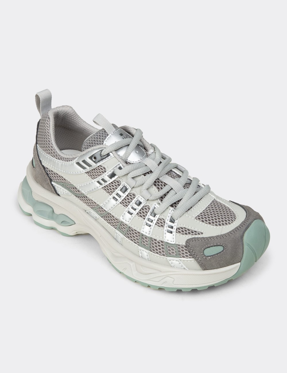 Kadın Gri Sneaker Ayakkabı - 26369ZGRIP01