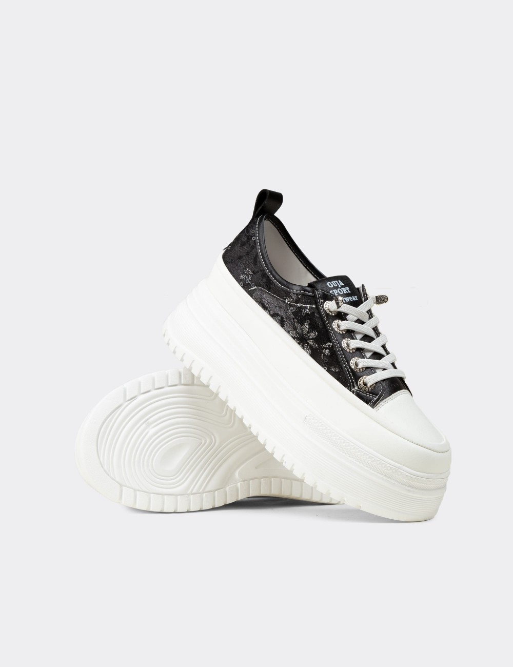Kadın Siyah Sneaker Ayakkabı - 26316ZSYHP01