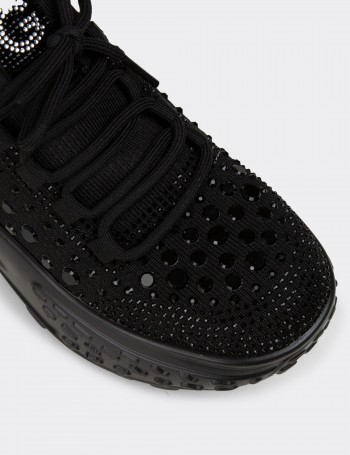 Kadın Siyah Taş Detaylı Sneaker Ayakkabı - 26311ZSYHP01