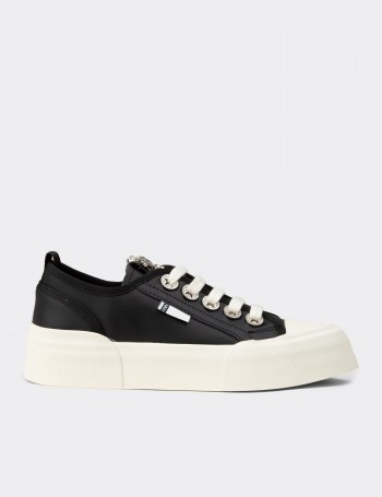 Kadın Siyah Sneaker Ayakkabı - K0014ZSYHC01
