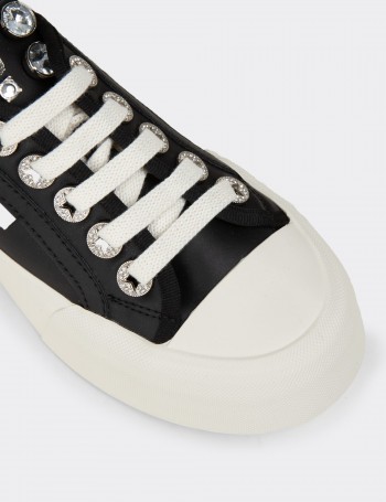 Kadın Siyah Sneaker Ayakkabı - K0014ZSYHC01