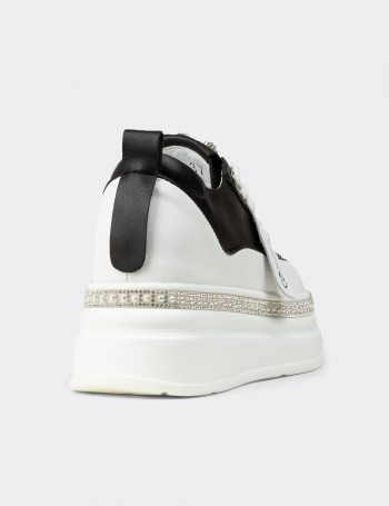 Kadın Siyah Gizli Topuk Sneaker Ayakkabı - K0004ZSYHC01
