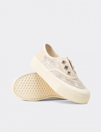 Kadın Bej Dantelli Sneaker Ayakkabı - K0523ZBEJC01
