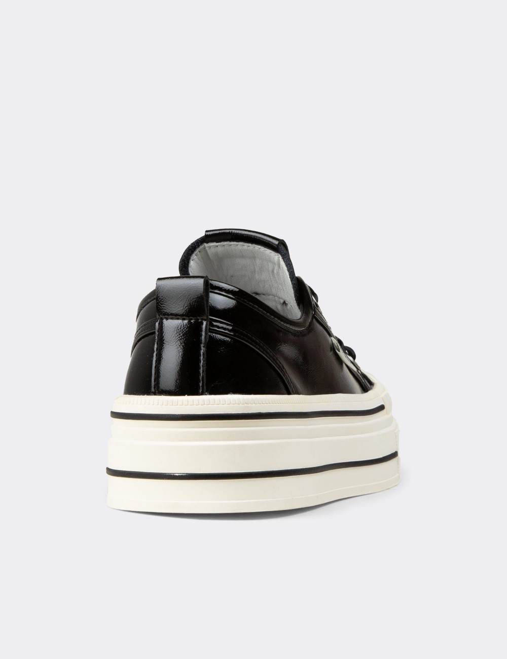 Kadın Siyah Rugan Sneaker Ayakkabı - K0524ZSYHC01