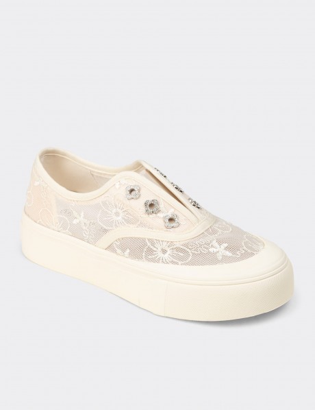 Kadın Bej Dantelli Sneaker Ayakkabı