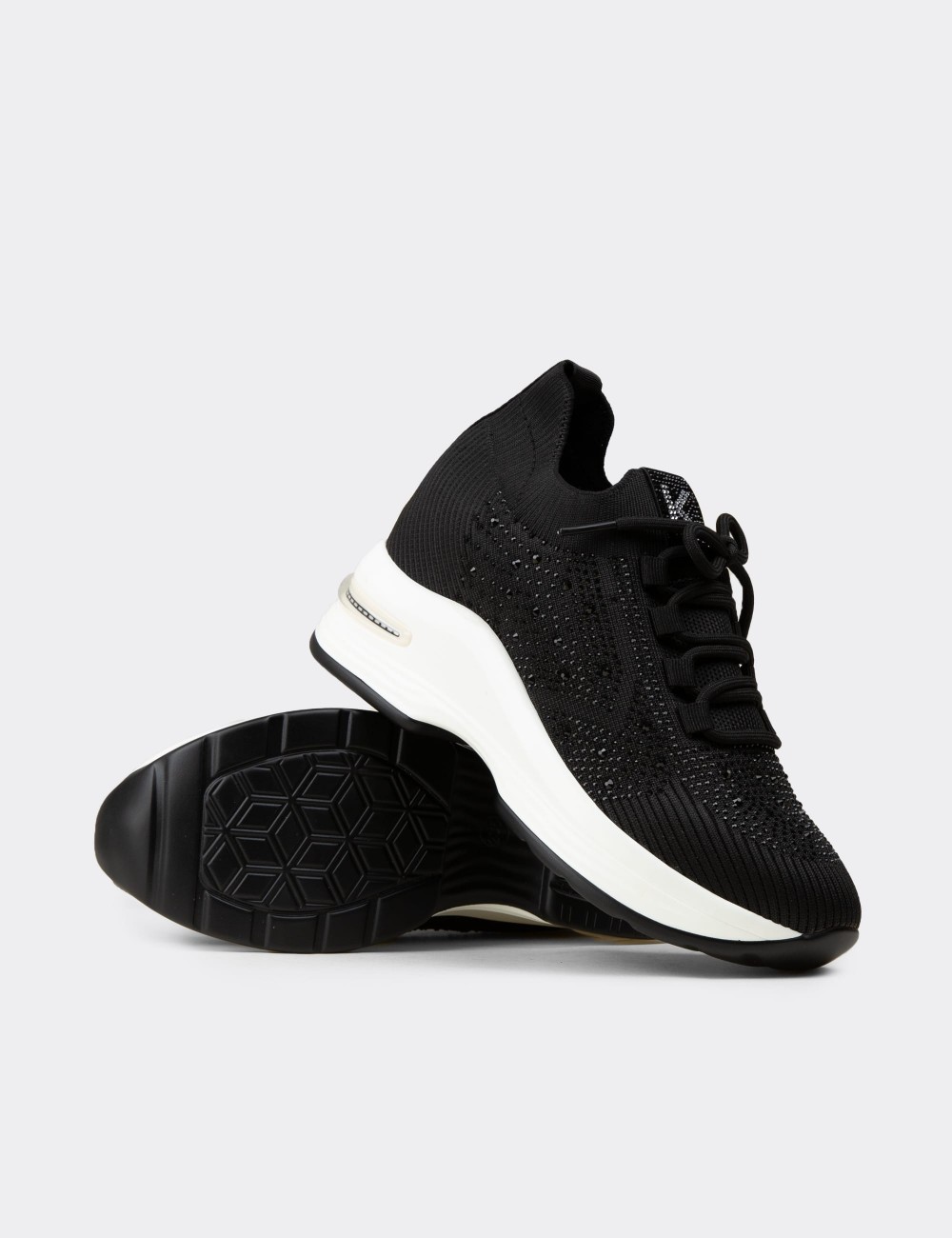 Kadın Siyah Gizli Topuk Sneaker Ayakkabı - K5050ZSYHC01