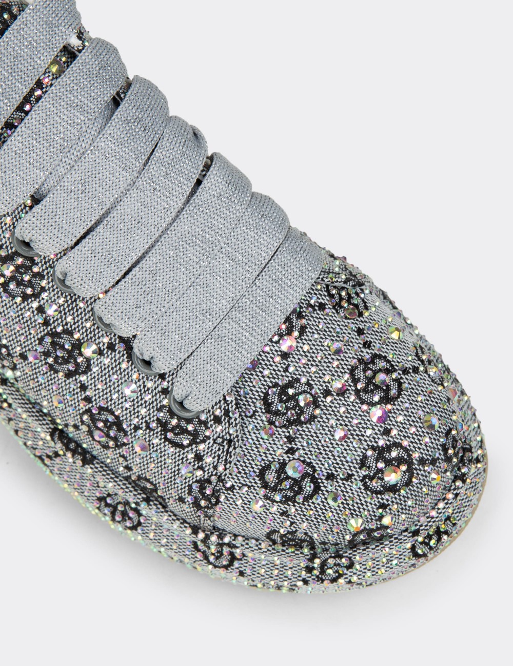 Kadın Gri Taş İşlemeli Sneaker - K0052ZGRIC01