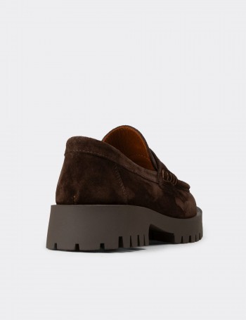 Kadın Hakiki Süet Kahverengi Püsküllü Loafer - 02035ZKHVC01