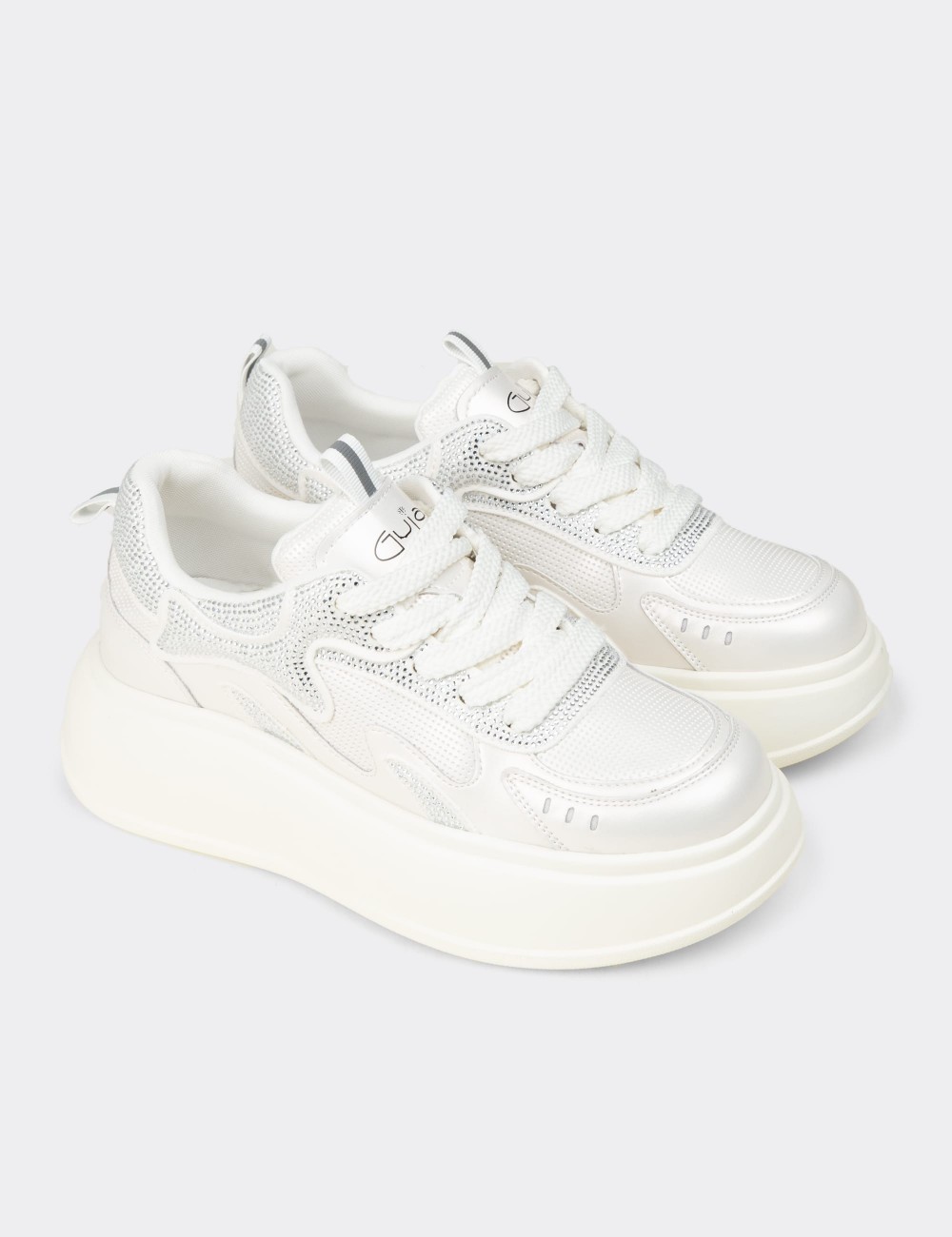 Kadın Beyaz Taş Detaylı Platform Sneaker - 26424ZBYZP01