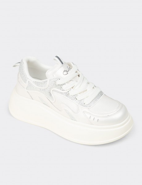 Kadın Beyaz Taş Detaylı Platform Sneaker