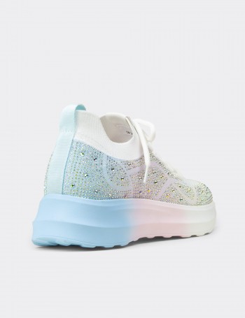 Kadın Beyaz Taş Detaylı Sneaker Ayakkabı - K0516ZBYZC01
