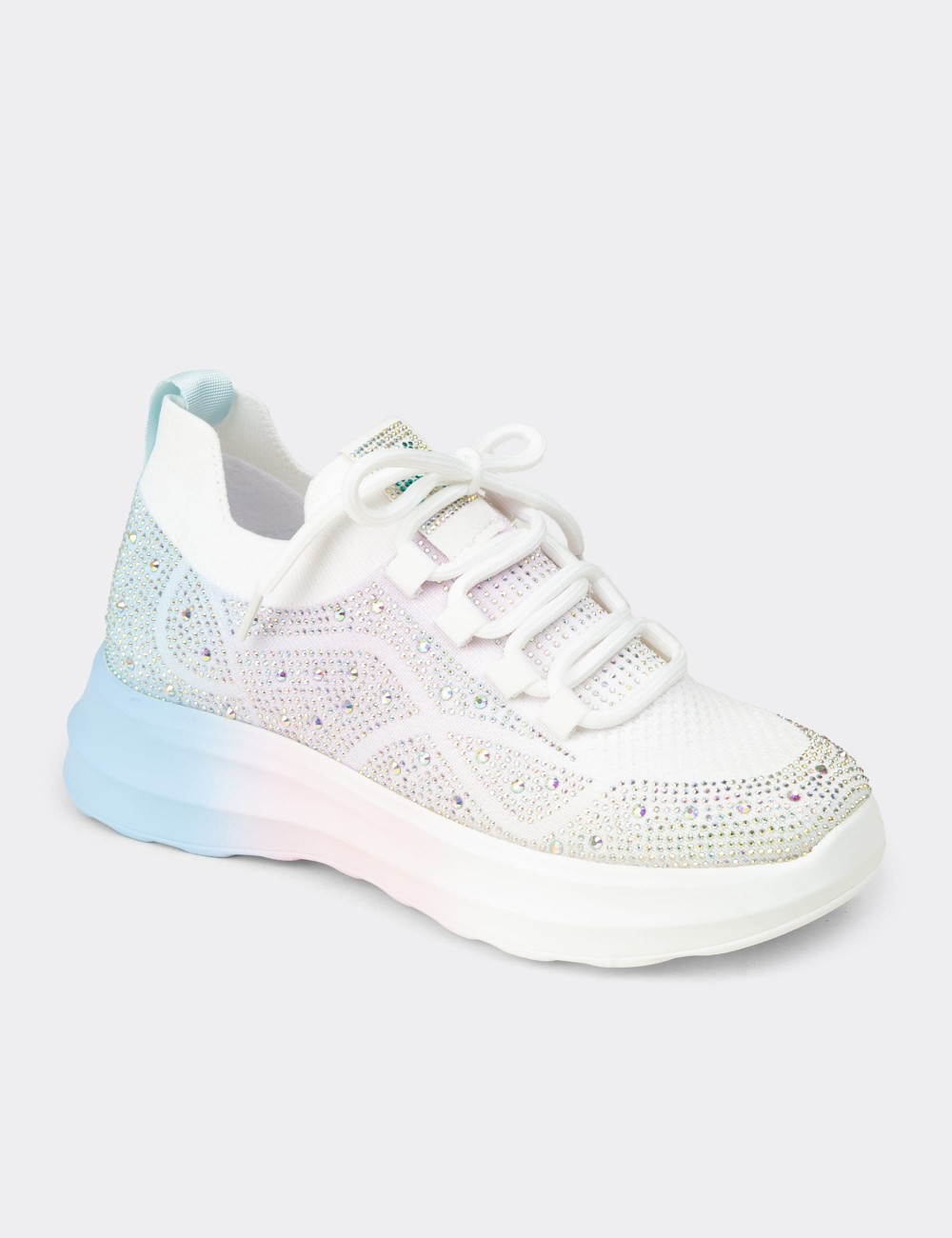Kadın Beyaz Taş Detaylı Sneaker Ayakkabı - K0516ZBYZC01