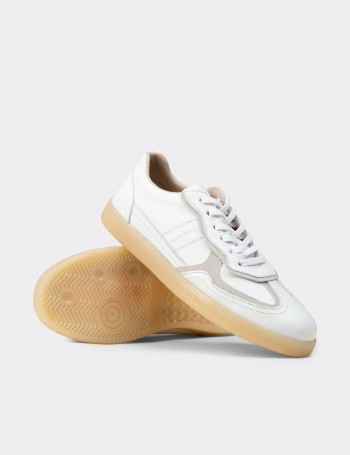Kadın Hakiki Deri Beyaz Sneaker Ayakkabı - R2601ZBYZC01