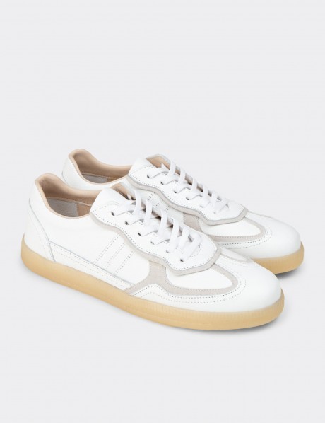 Kadın Hakiki Deri Beyaz Sneaker Ayakkabı