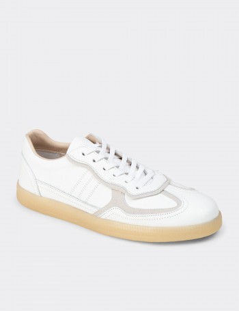 Kadın Hakiki Deri Beyaz Sneaker Ayakkabı - R2601ZBYZC01