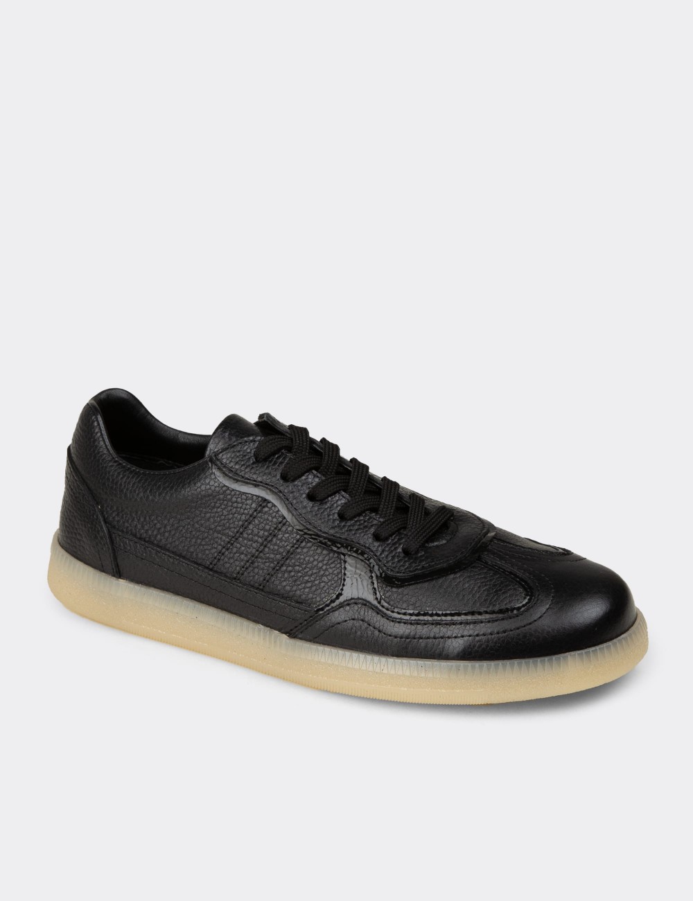 Kadın Siyah Hakiki Deri Sneaker Ayakkabı - R2601ZSYHC01
