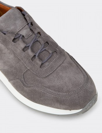 Erkek Hakiki Süet Gri Sneaker Ayakkabı - E8210MGRIE01