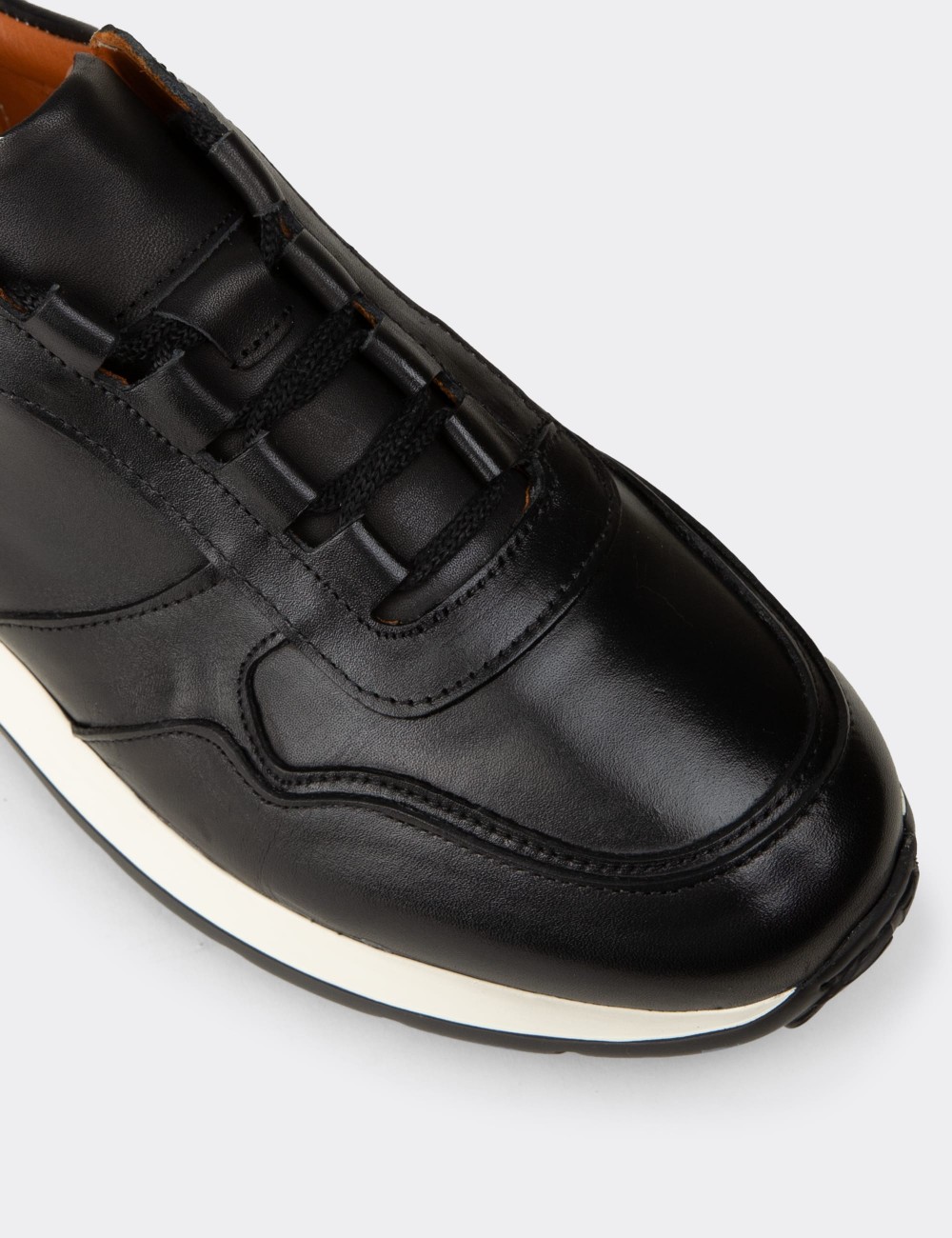 Erkek Hakiki Deri Siyah Sneaker Ayakkabı - E8210MSYHE01