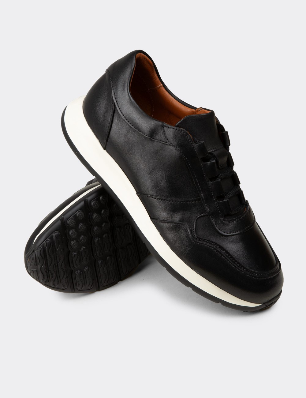 Erkek Hakiki Deri Siyah Sneaker Ayakkabı - E8210MSYHE01