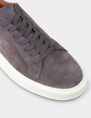 Erkek Hakiki Süet Gri Sneaker Ayakkabı - E4182MGRIE01