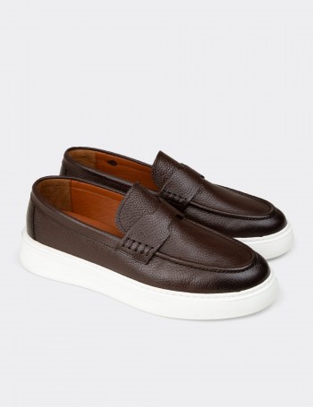 Erkek Kahverengi Hakiki Deri Loafer Ayakkabı - 02043MKHVP02