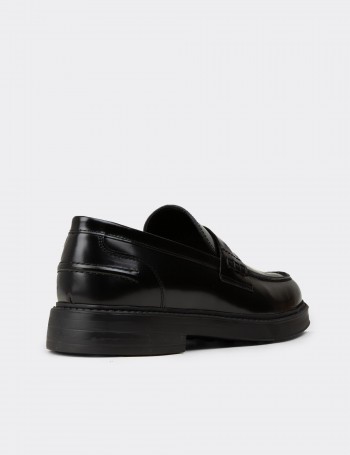 Erkek Siyah Hakiki Deri Loafer Ayakkabı - 02021MSYHC03