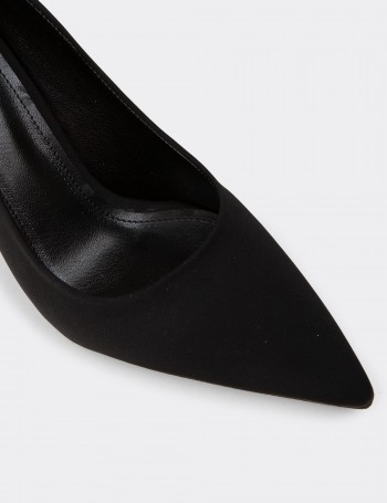 Kadın Siyah Stiletto Topuklu Ayakkabı - K0200ZSYHC07