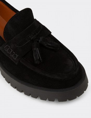 Kadın Hakiki Süet Siyah Püsküllü Loafer - 02035ZSYHC01