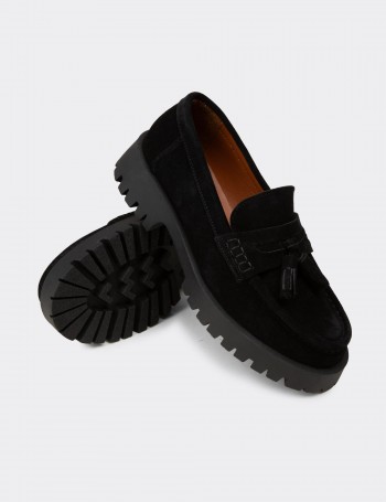 Kadın Hakiki Süet Siyah Püsküllü Loafer - 02035ZSYHC01